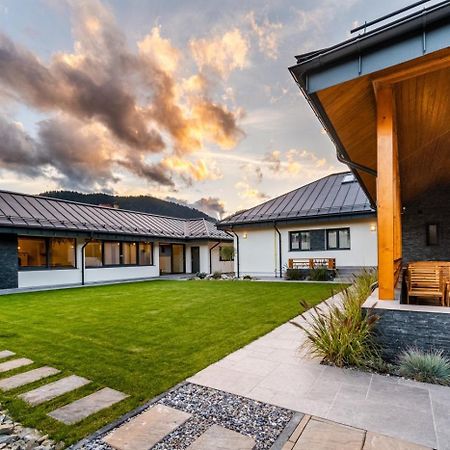 Anais Chalet 큼홀룸그몰도베네스크 외부 사진